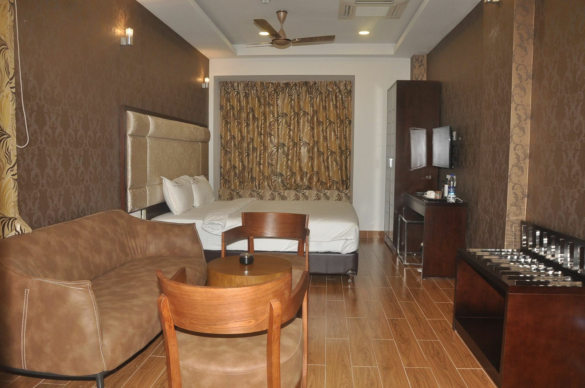 The Kings Park Residency Hotel Chennai Luaran gambar